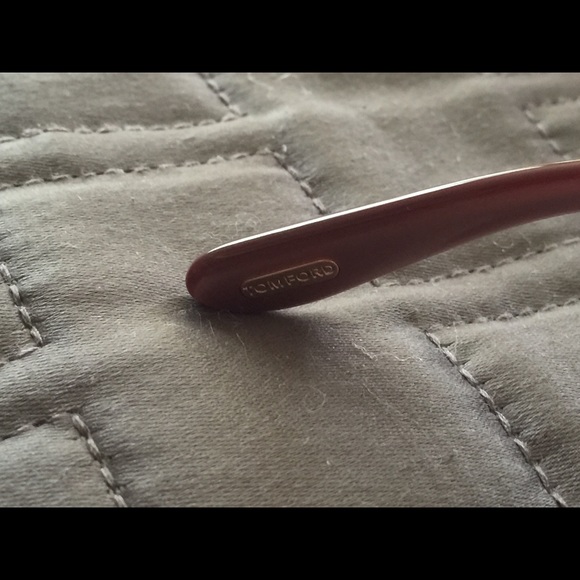 Authentic Tom Ford Valencia Sunglasses - Picture 4 of 5